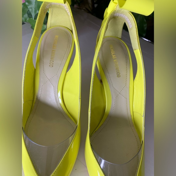 🚫 SOLD Nicholas Kirkwood Yellow Patent Leather Slingback Pumps - Picture 8 of 9